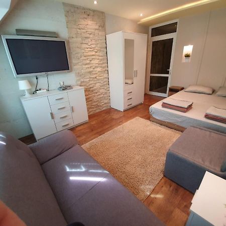 Apartment For You Varna Esterno foto