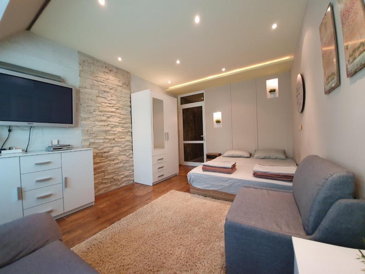 Apartment For You Varna Esterno foto