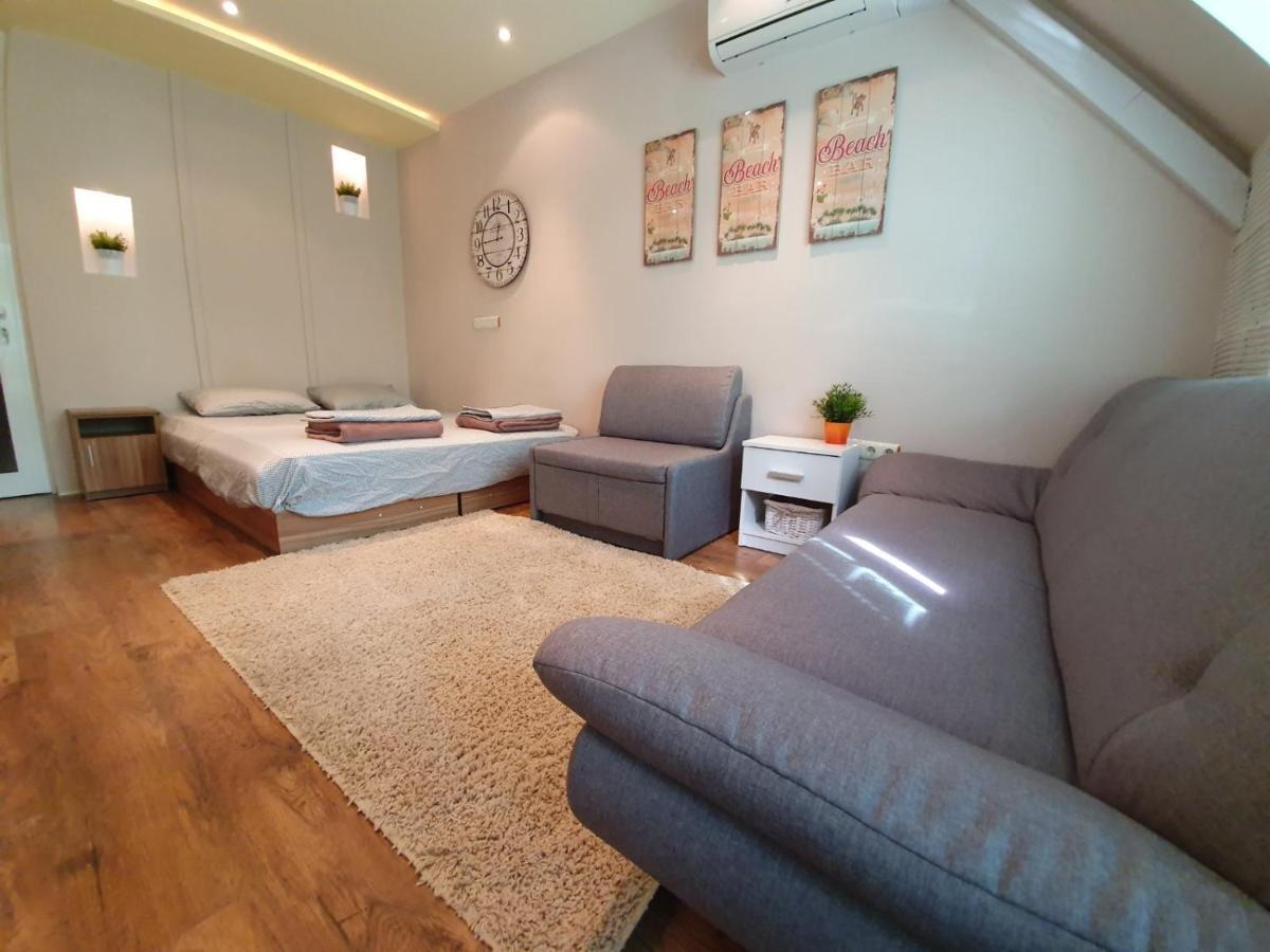 Apartment For You Varna Esterno foto